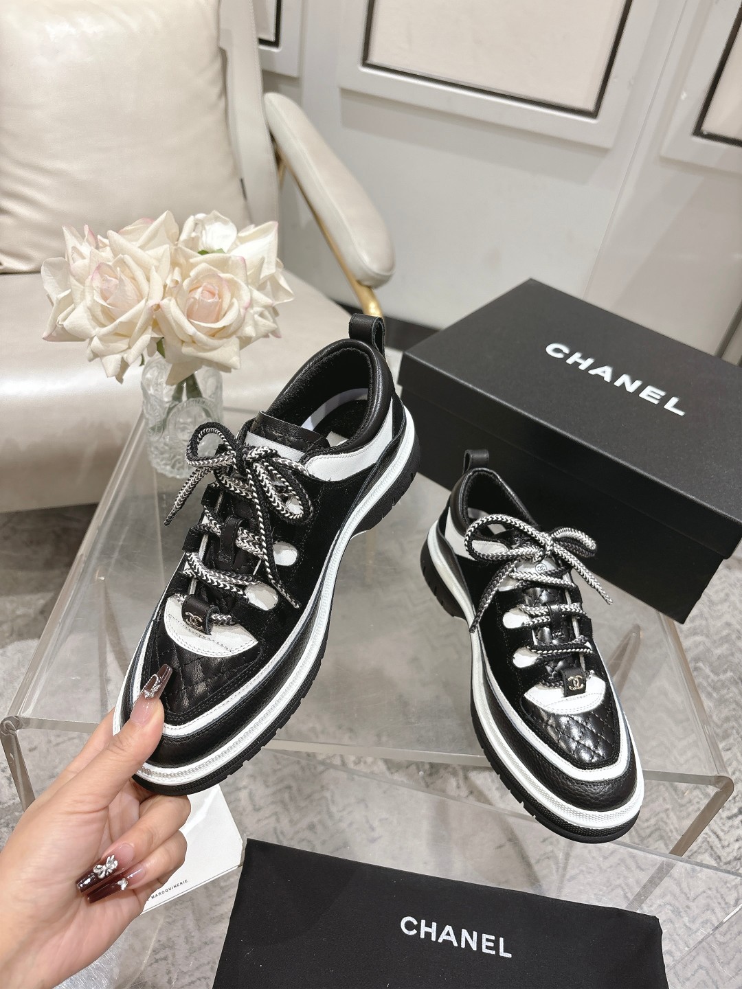 Women's high heels